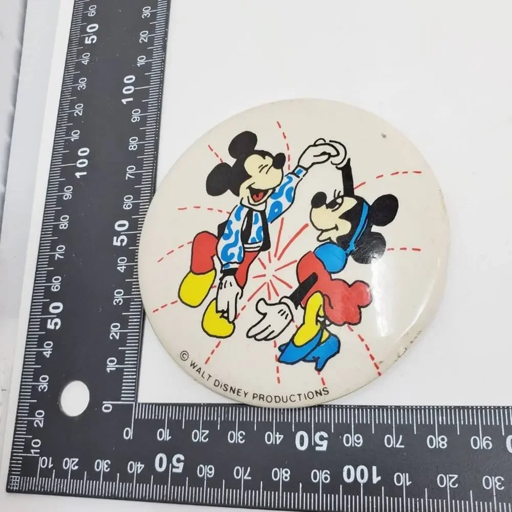Vintage Disney Mickey & Minnie Mouse Dancing Button